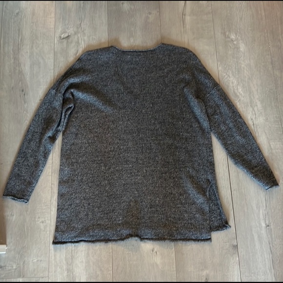 Aritzia Babaton sweater - Picture 3 of 5